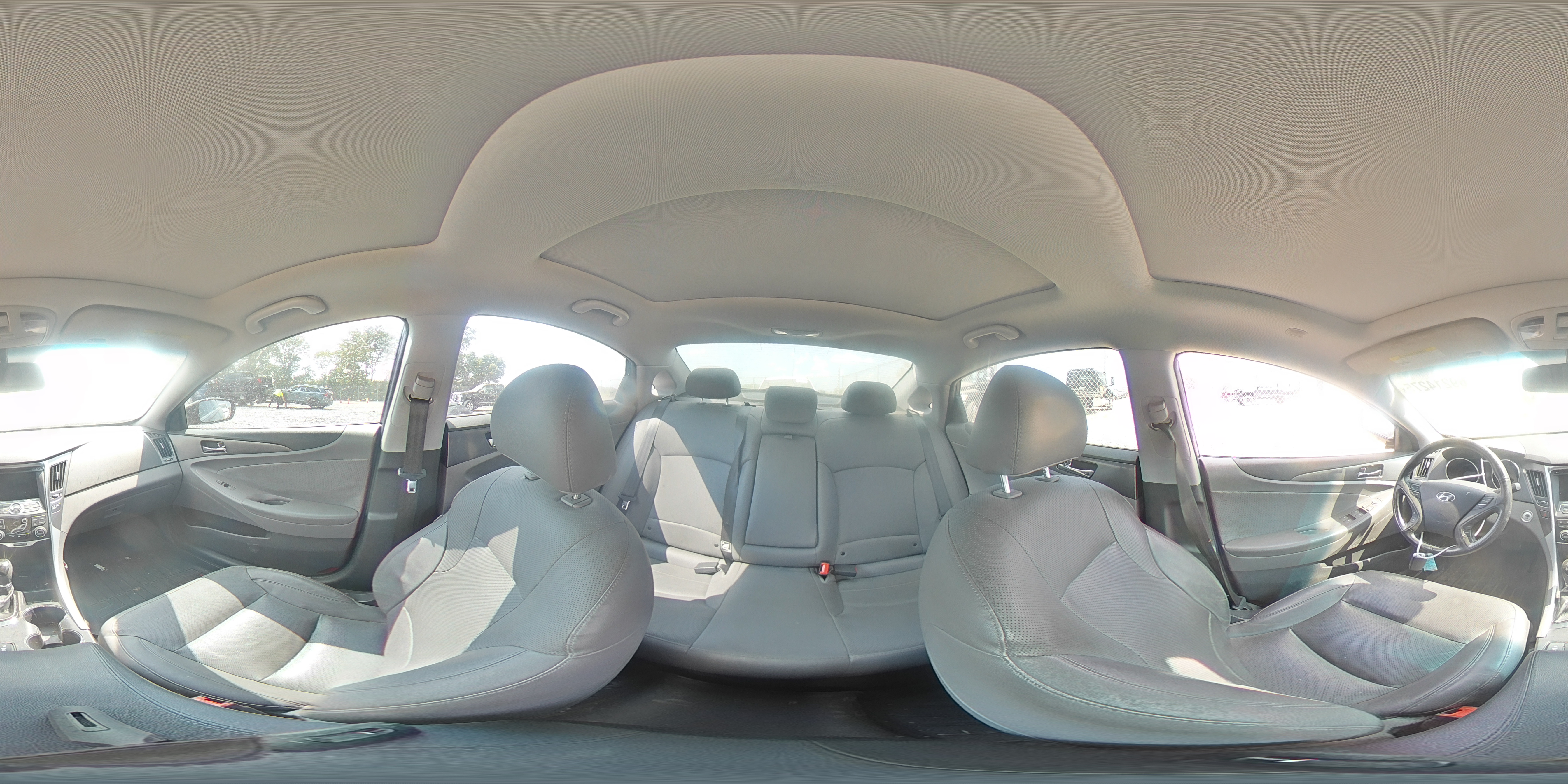 2015 Hyundai Sonata Hybrid VIN: KMHEC4A45FA124592 Lot: 69214275