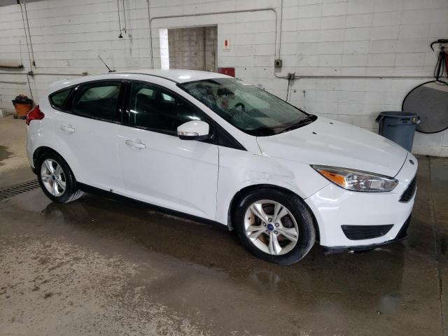  FORD FOCUS 2017 Белы