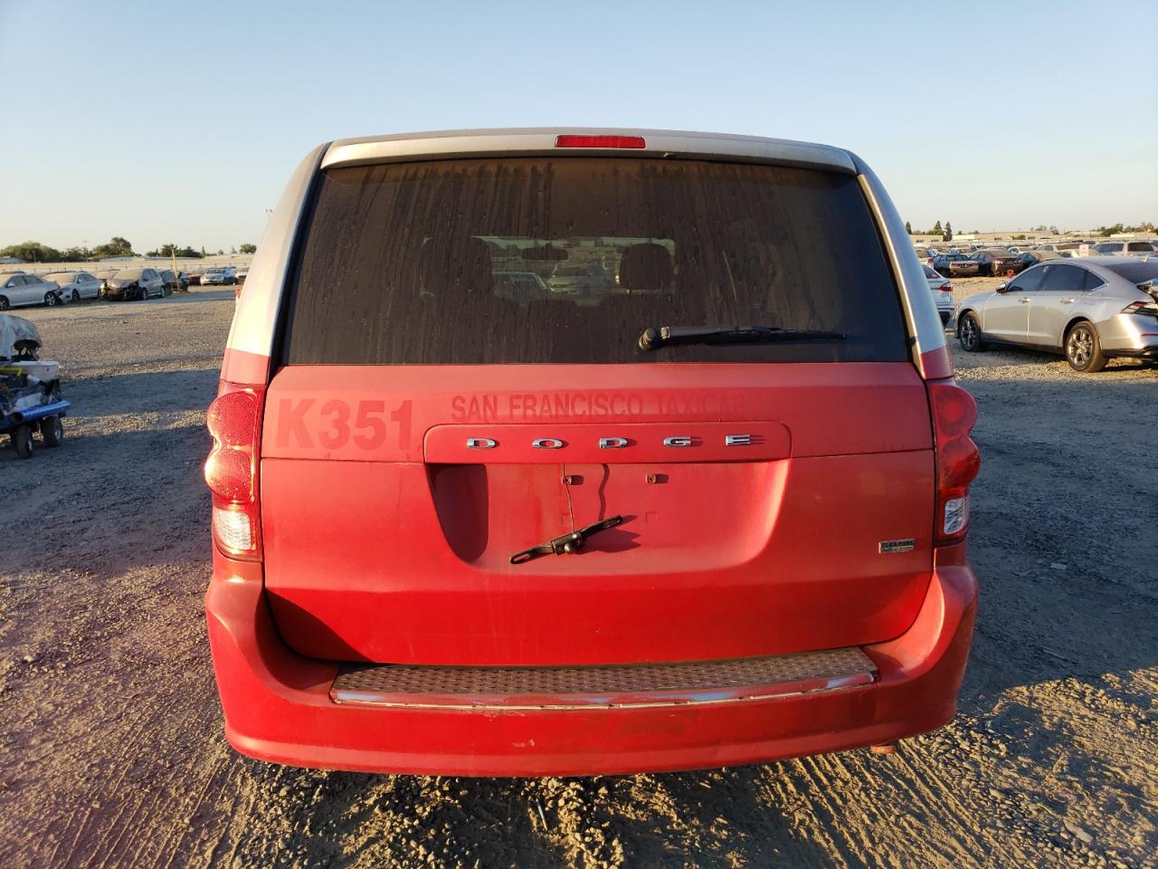 2014 Dodge Grand Caravan Sxt VIN: 2C4RDGCG8ER245025 Lot: 68222845