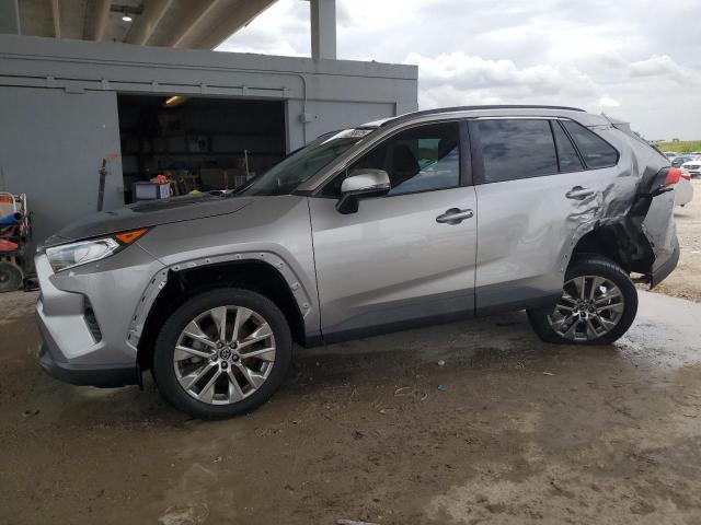  TOYOTA RAV4 2021 Серебристый