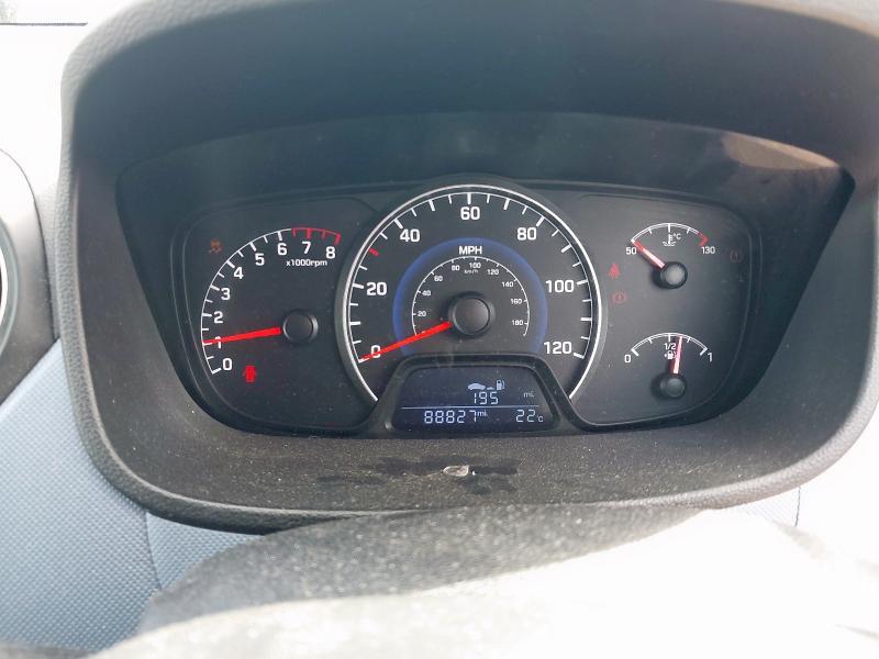 2015 HYUNDAI I10 SE