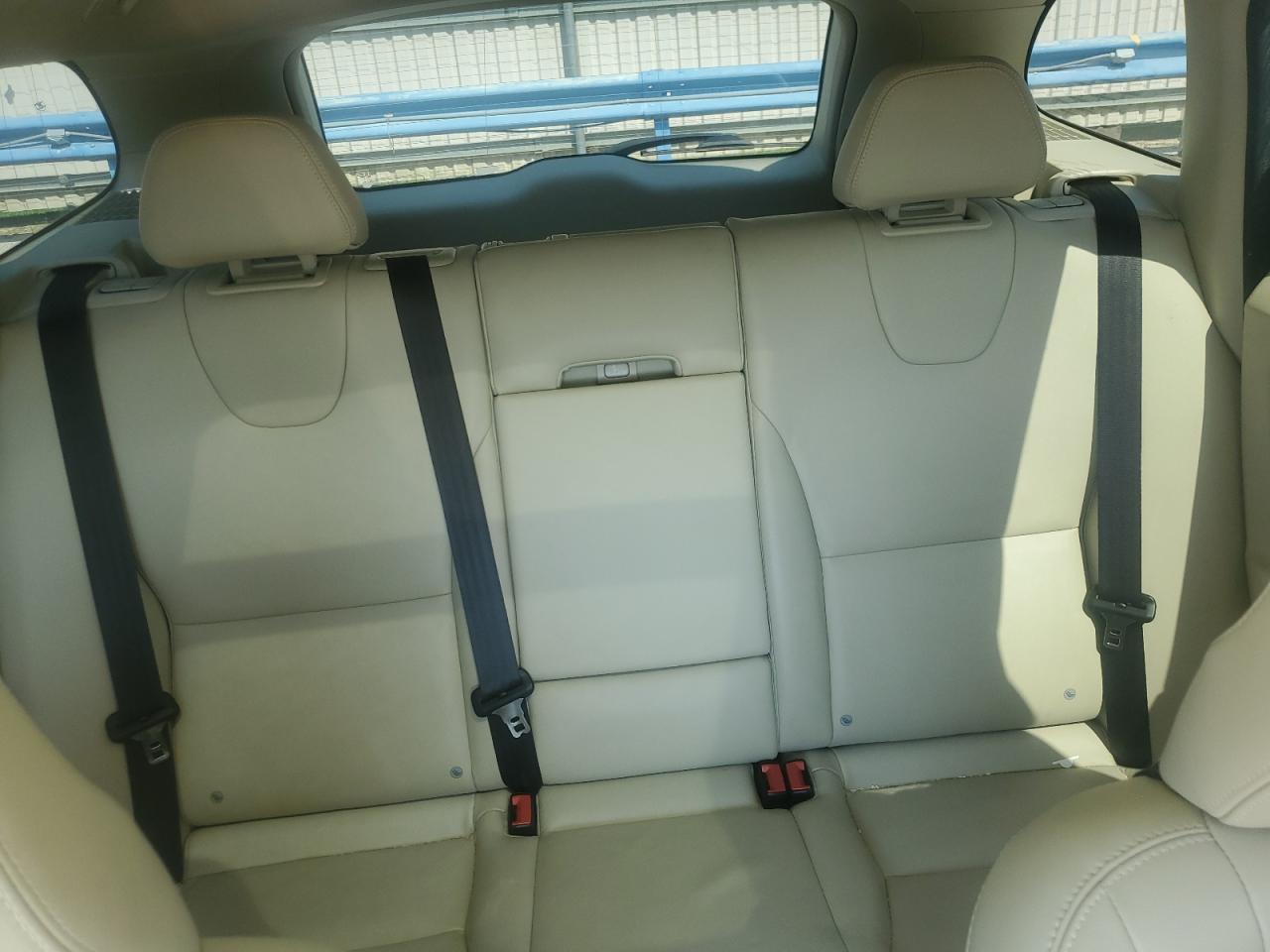 2016 Volvo Xc60 T5 Platinum VIN: YV440MDM7G2822599 Lot: 70545965