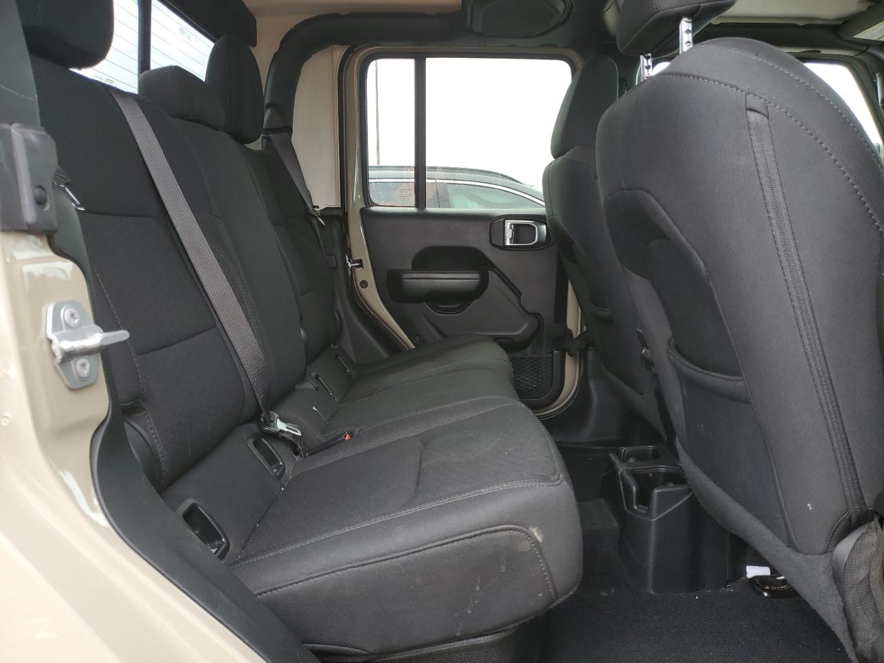 2020 Jeep Gladiator Sport VIN: 1C6HJTAG0LL211321 Lot: 70905415