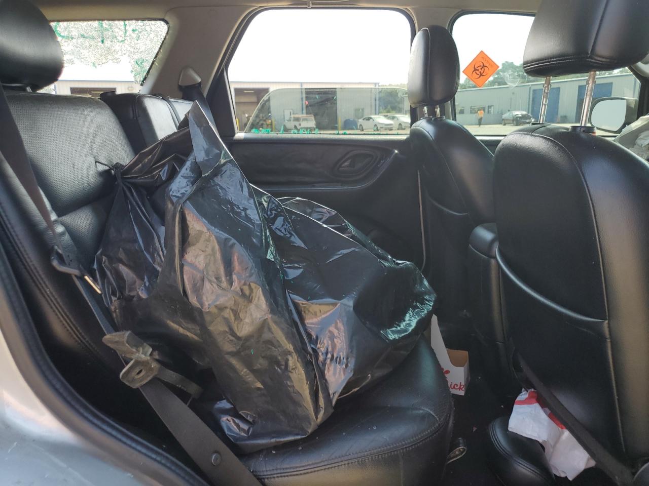 2005 Ford Escape Limited VIN: 1FMYU04185KB11526 Lot: 69406535