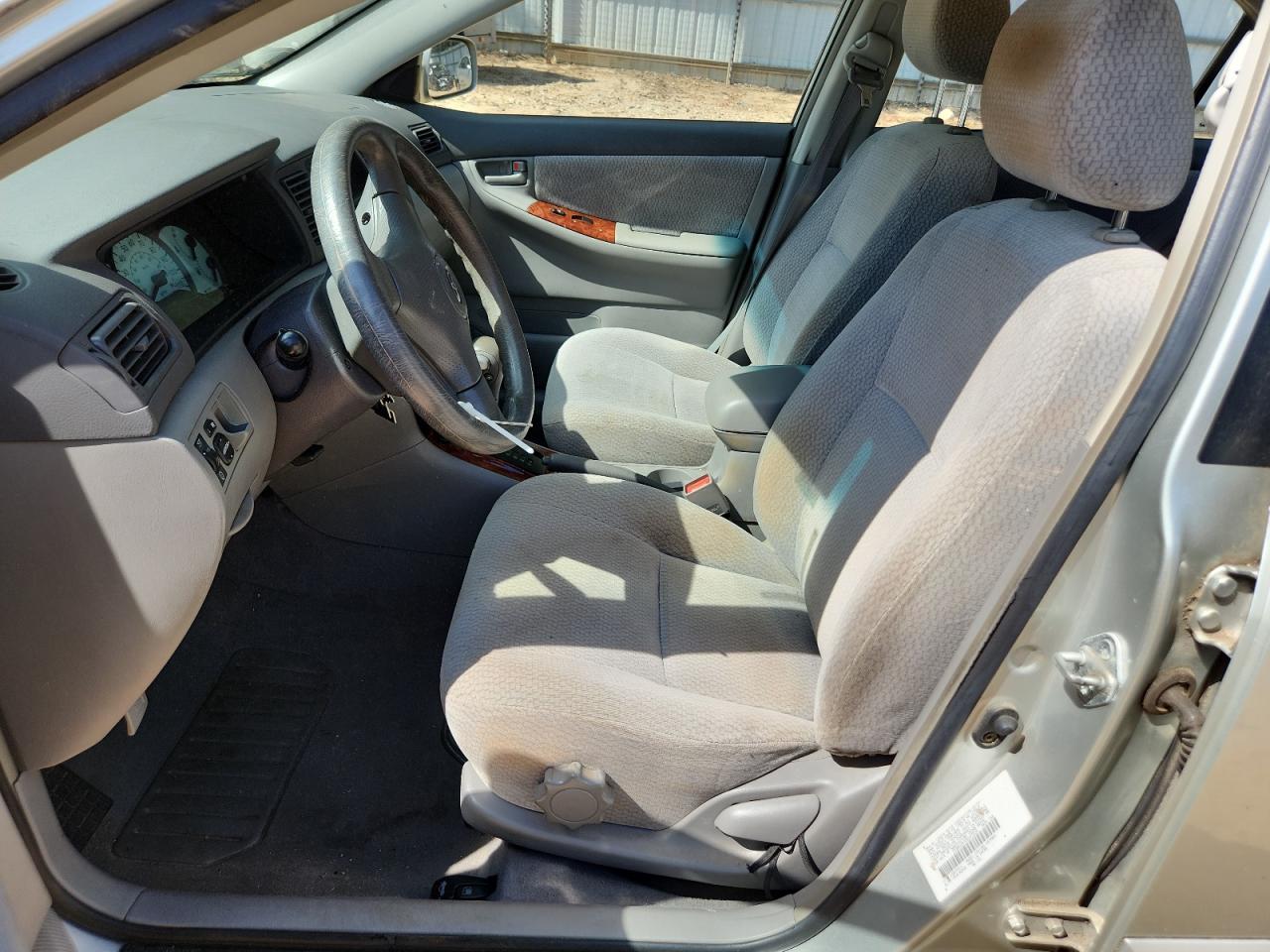 2003 Toyota Corolla Ce VIN: JTDBR32E332007218 Lot: 70623305