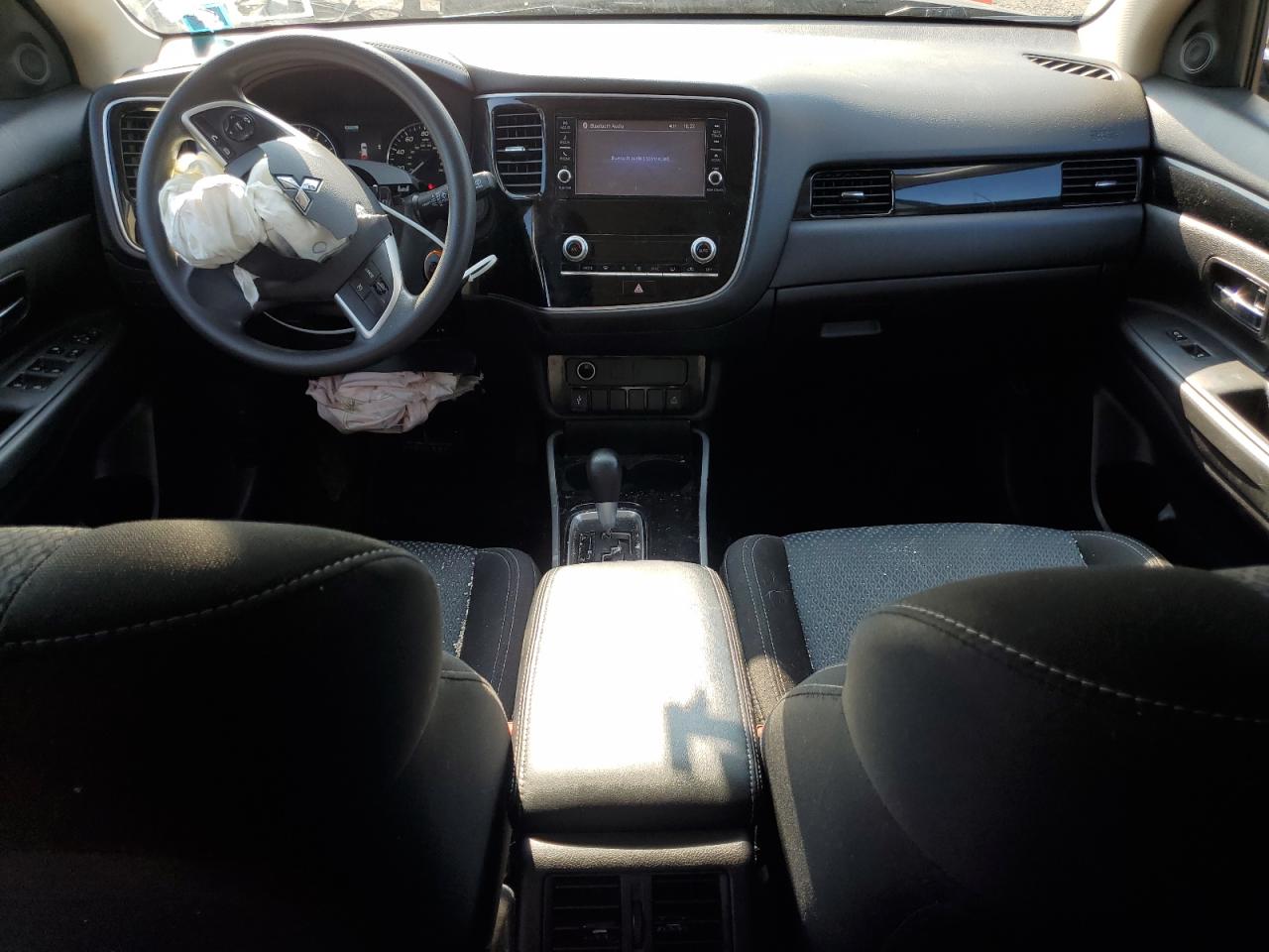 2020 Mitsubishi Outlander Se VIN: JA4AZ3A3XLZ017421 Lot: 68587405