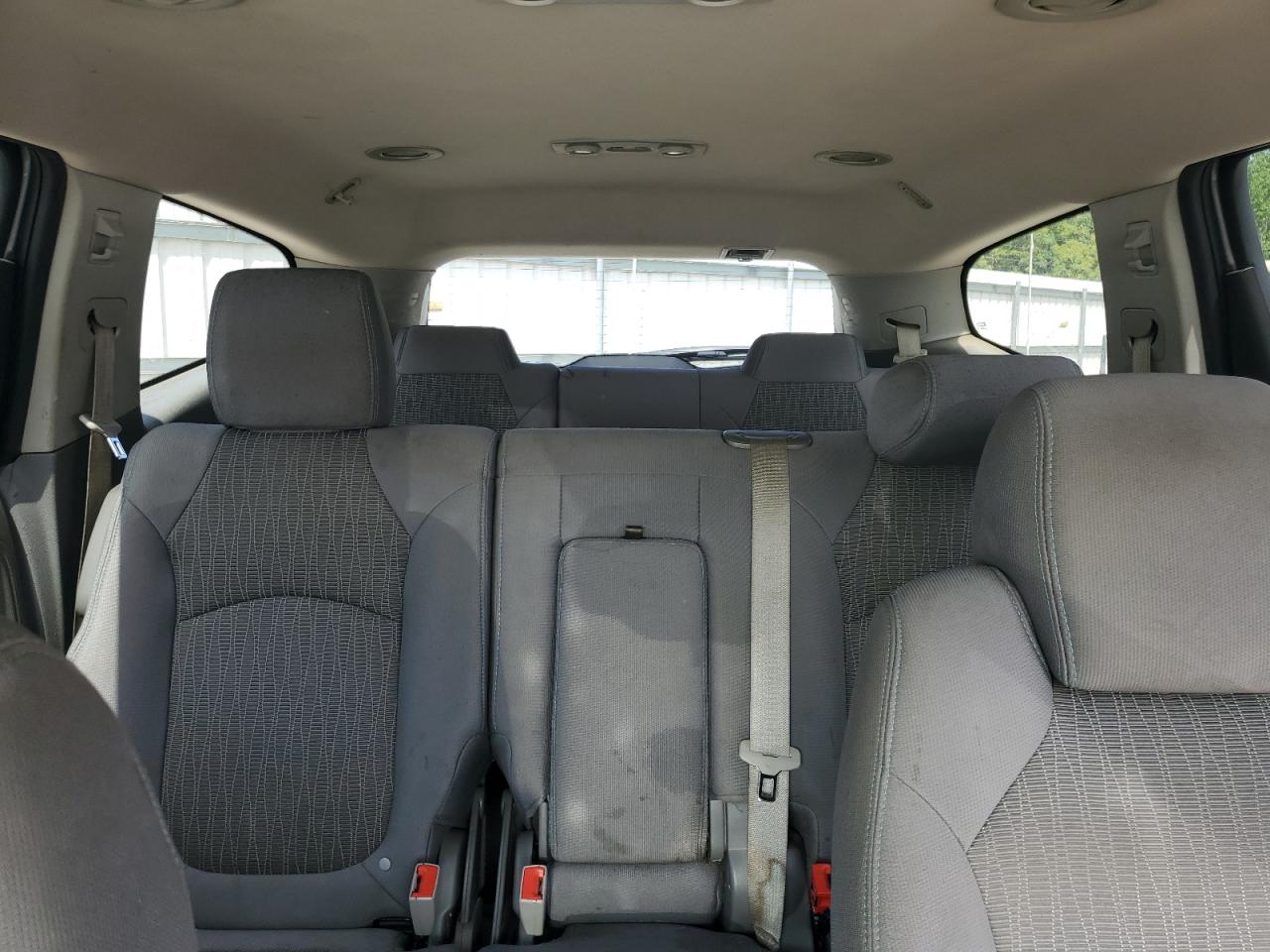 2015 Chevrolet Traverse Ls VIN: 1GNKVFED9FJ385934 Lot: 70523075