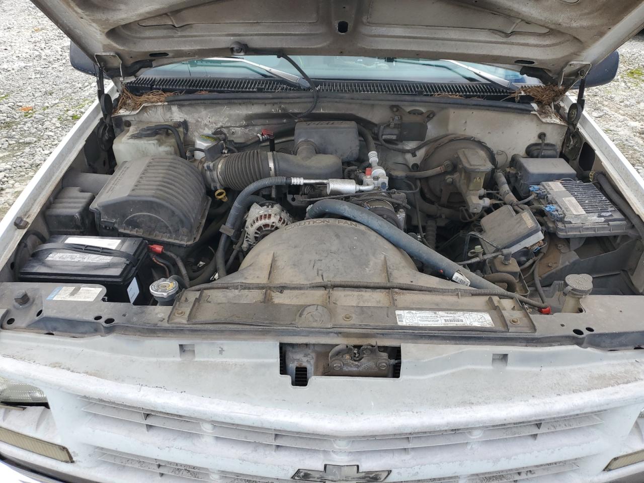 1998 Chevrolet Gmt-400 C1500 VIN: 1GCEC14W9WZ236801 Lot: 56354305