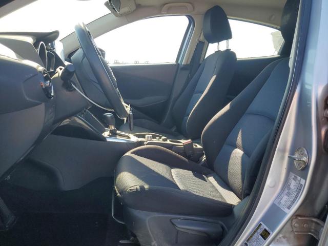  TOYOTA YARIS 2017 Szary