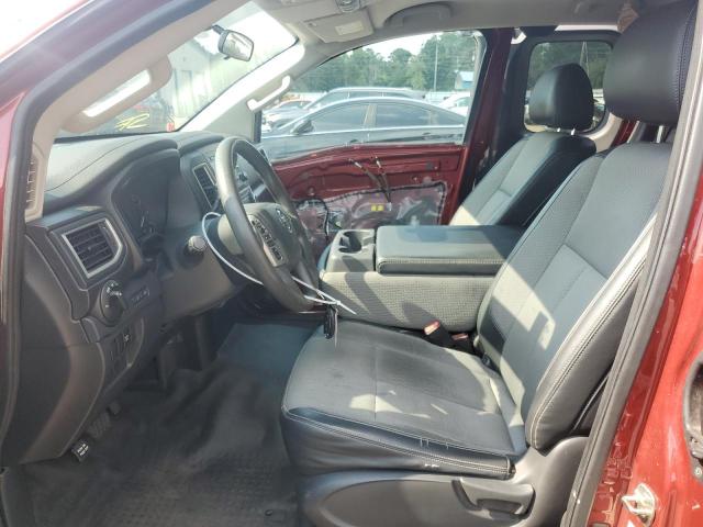  NISSAN TITAN 2017 Bordowy