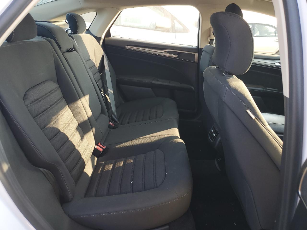 2019 Ford Fusion Se VIN: 3FA6P0LU9KR219407 Lot: 54028575