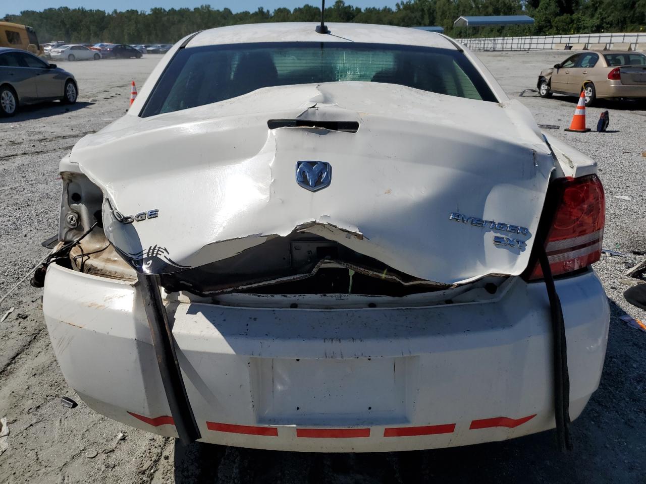 2009 Dodge Avenger Se VIN: 1B3LC46B09N566620 Lot: 70295615
