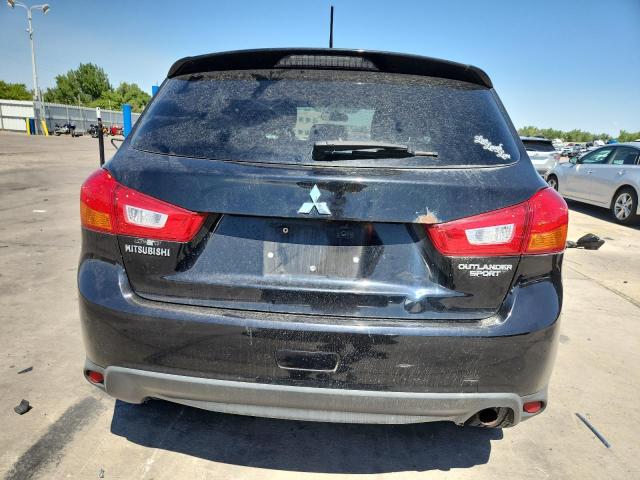  MITSUBISHI OUTLANDER 2015 Czarny
