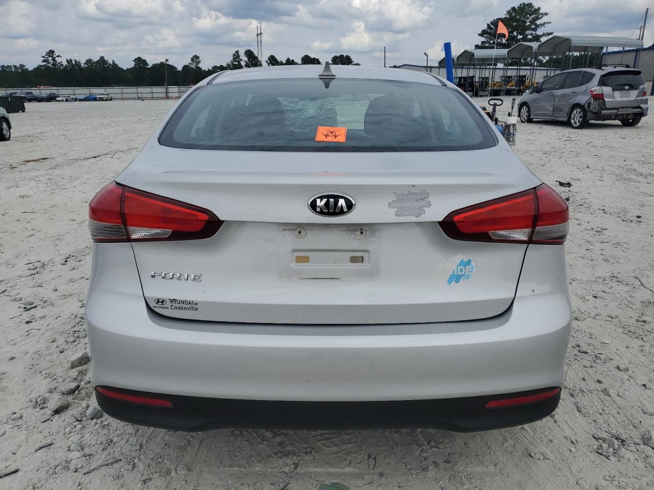 2018 Kia Forte Lx VIN: 3KPFK4A79JE246481 Lot: 70867985