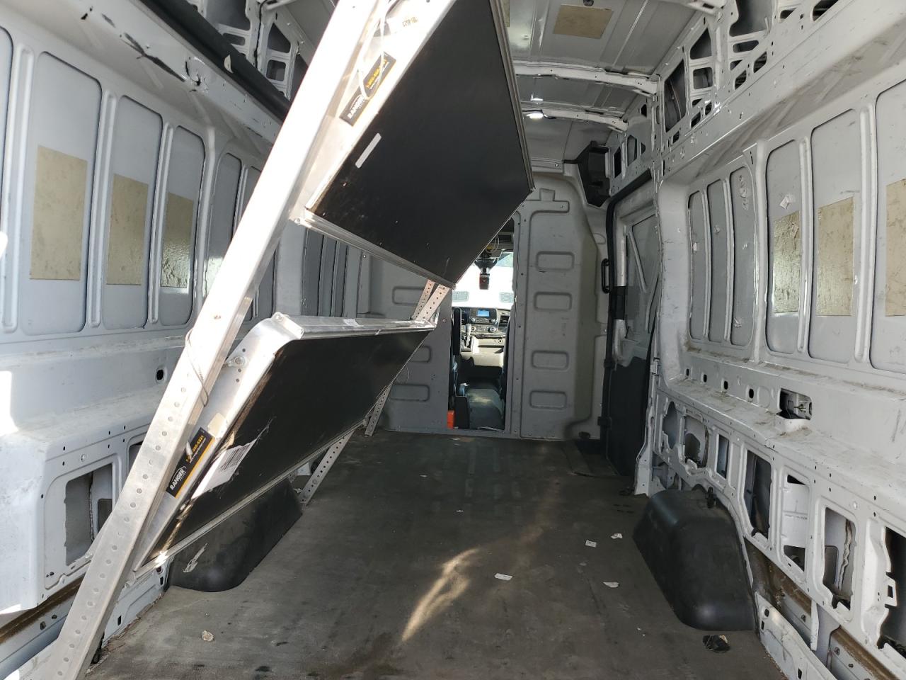 2020 Ford Transit T-350 VIN: 1FTBW3X81LKA65680 Lot: 69243575