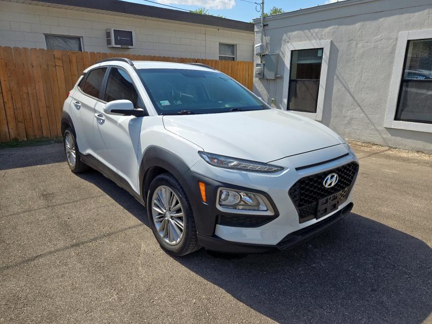  HYUNDAI KONA 2018 Белы