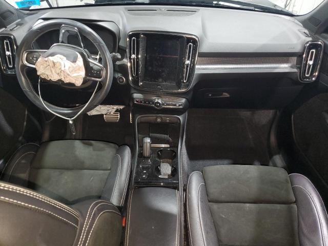  VOLVO XC40 2021 Черный