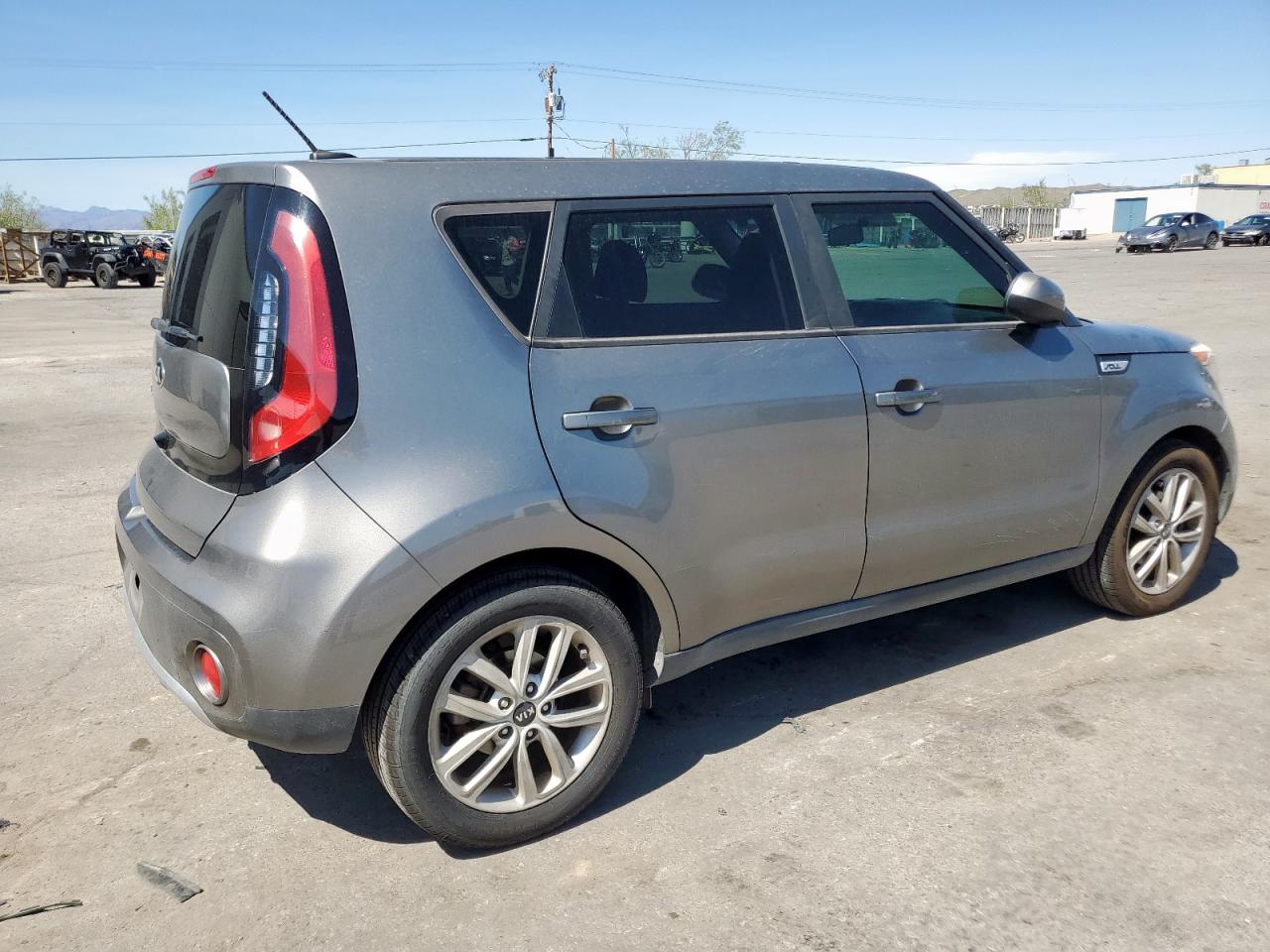 2017 Kia Soul + grey null gas KNDJP3A51H7474814 photo #4