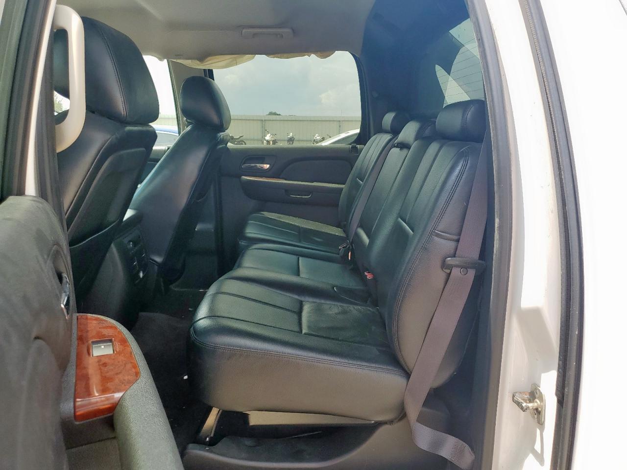 2011 Chevrolet Avalanche Ls VIN: 3GNMCEE01BG384407 Lot: 69655075