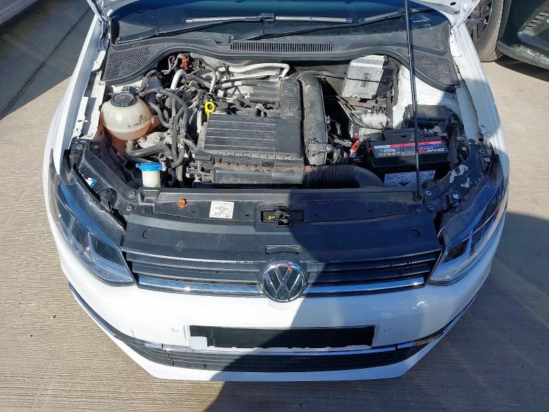 2017 VOLKSWAGEN POLO BLUEGT S-A 1.4 TSI ACT BLUEGT 5DR DSG