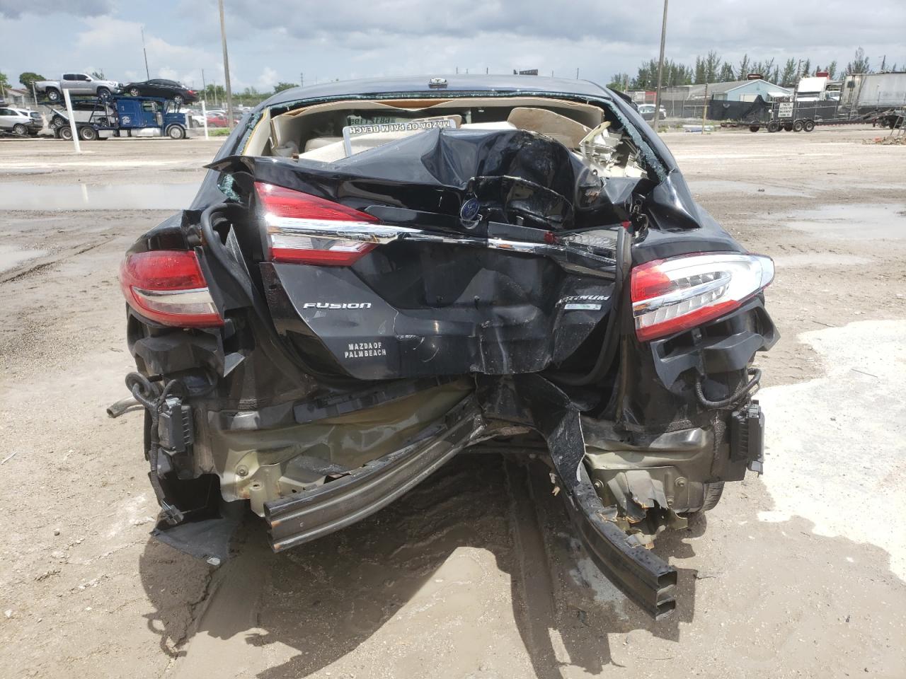 2017 Ford Fusion Titanium VIN: 3FA6P0K90HR161743 Lot: 68121195