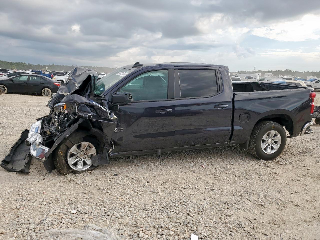 2024 Chevrolet Silverado C1500 Lt black null gas 2GCPACED2R1138715 photo #1