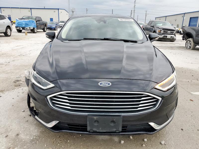  FORD FUSION 2019 Черный
