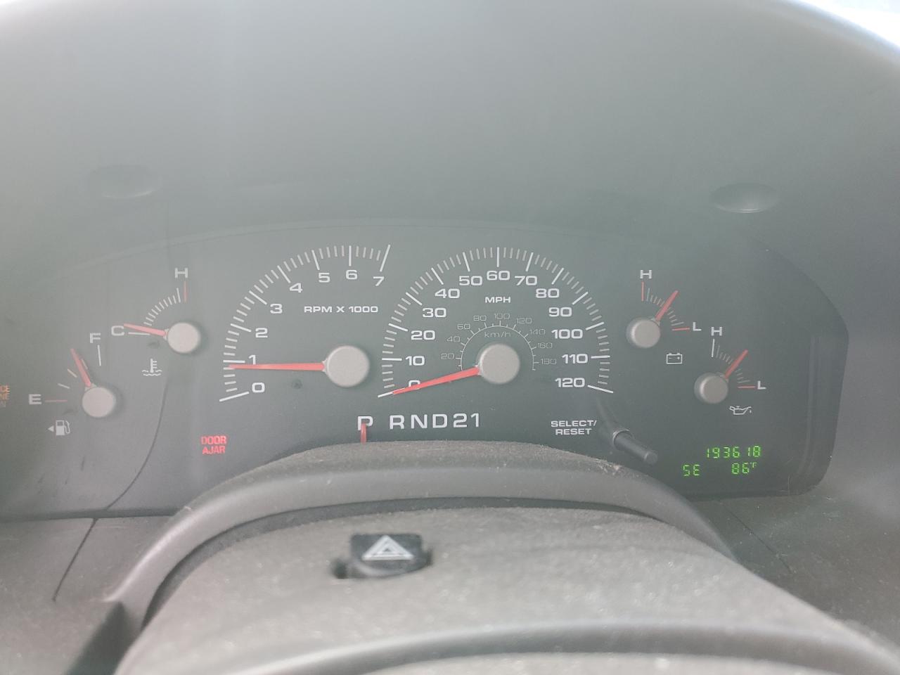 2004 Ford Expedition Xlt VIN: 1FMPU16L44LB19745 Lot: 69762435