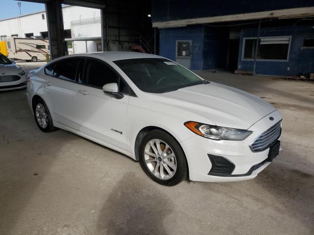 FORD FUSION 2019 Білий