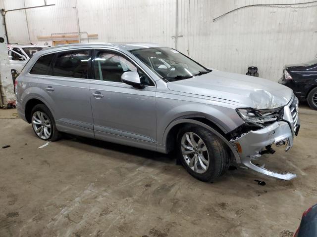  AUDI Q7 2019 Srebrny