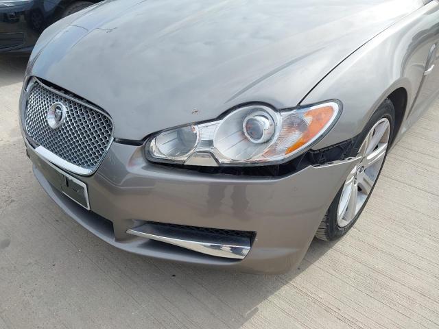 2010 JAGUAR XF LUXURY