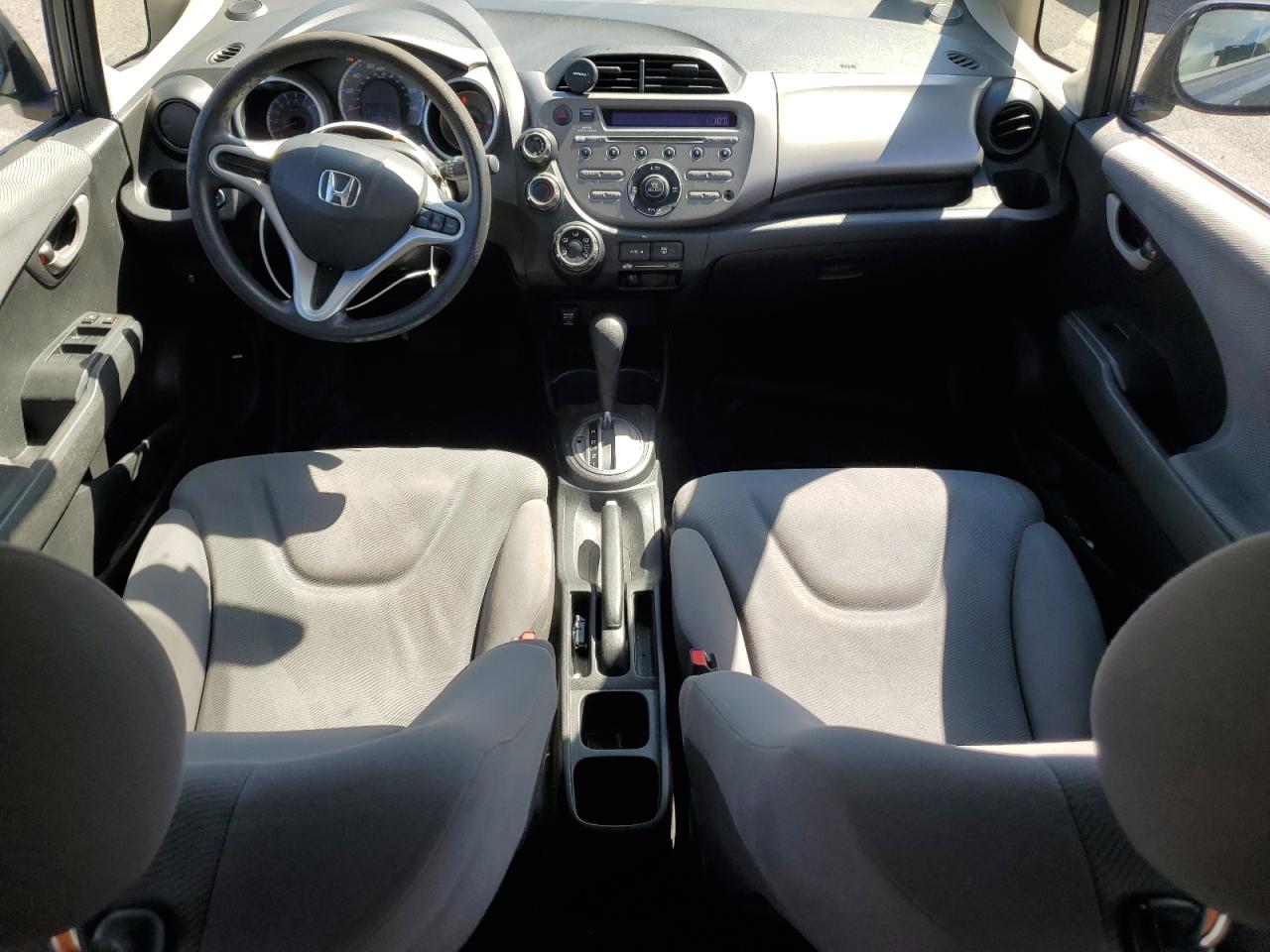 2013 Honda Fit VIN: JHMGE8H37DC008631 Lot: 69139795