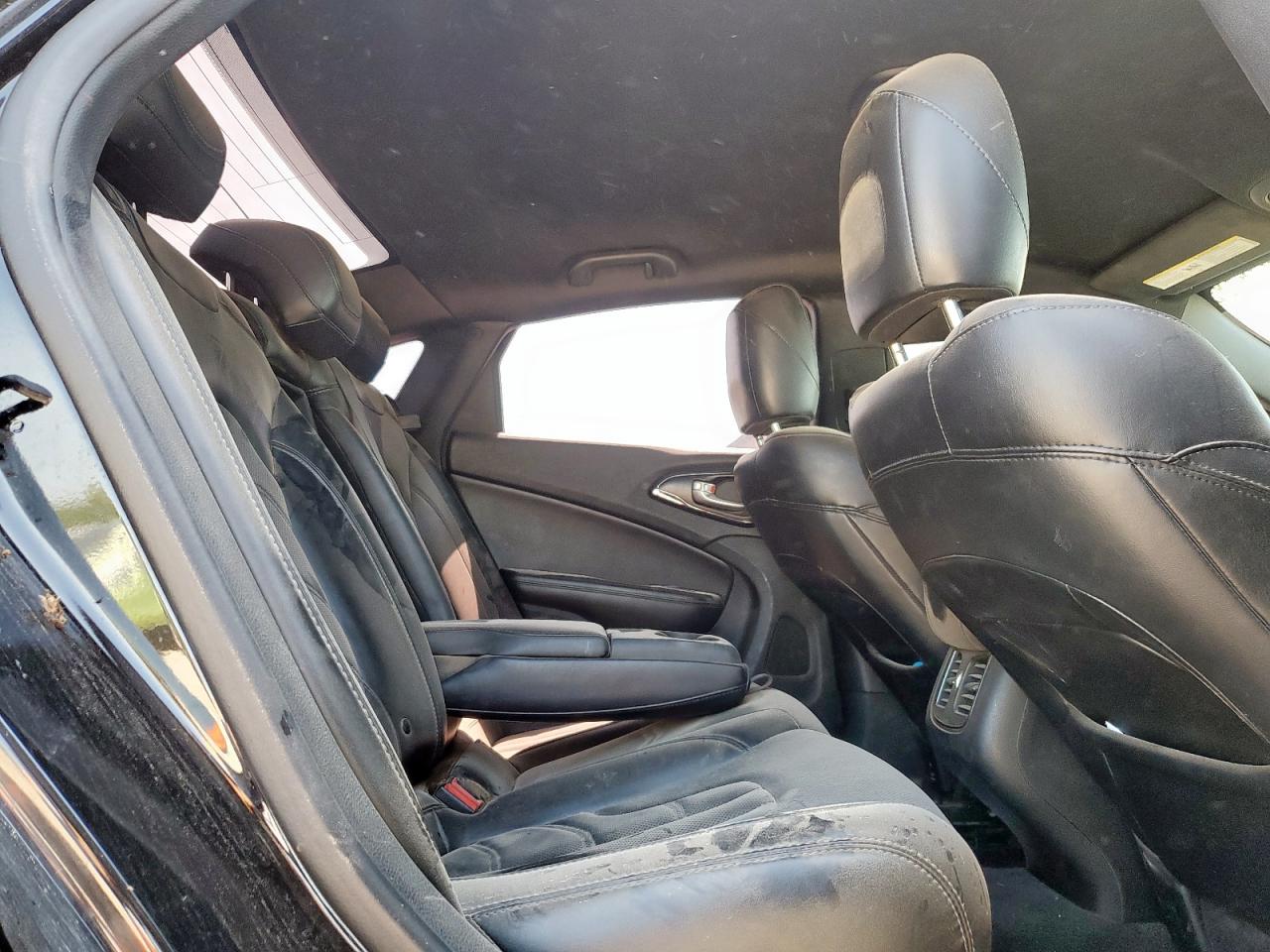 2015 Chrysler 200 S VIN: 1C3CCCBB0FN738255 Lot: 68875185