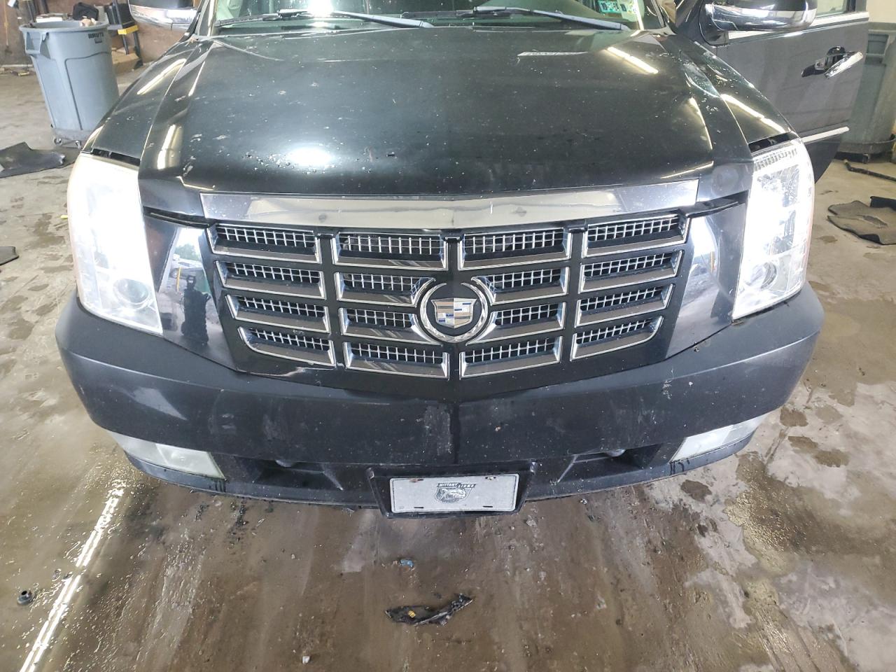 2007 Cadillac Escalade Esv VIN: 1GYFK66857R356724 Lot: 68507055