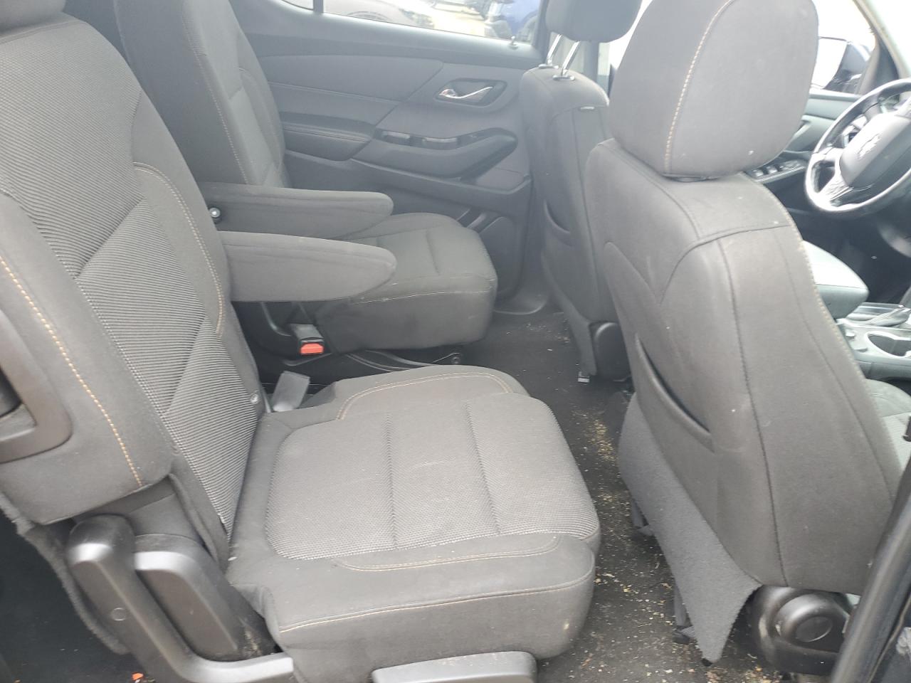 2019 Chevrolet Traverse Lt VIN: 1GNERGKWXKJ241851 Lot: 70667045