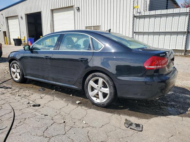 Sedans VOLKSWAGEN PASSAT 2013 Czarny