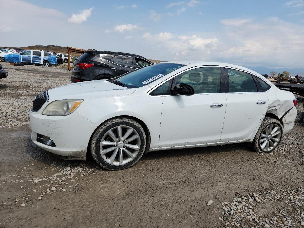 2013 Buick Verano white null flexible 1G4PP5SK5D4121462 photo #1