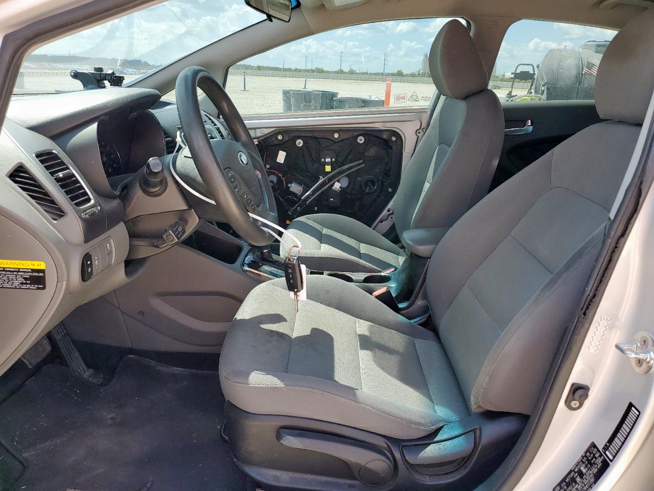 2017 Kia Forte Lx VIN: 3KPFK4A78HE012987 Lot: 67802475