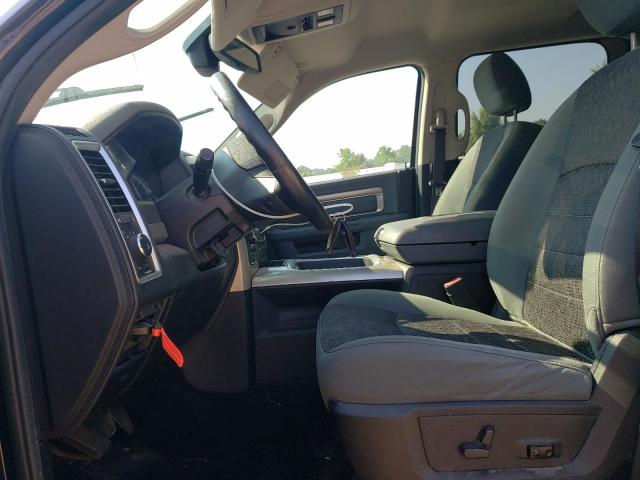 2016 RAM 1500 SLT  
