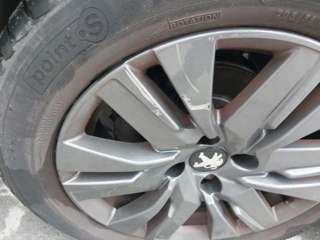 2017 PEUGEOT 2008 ALLUR