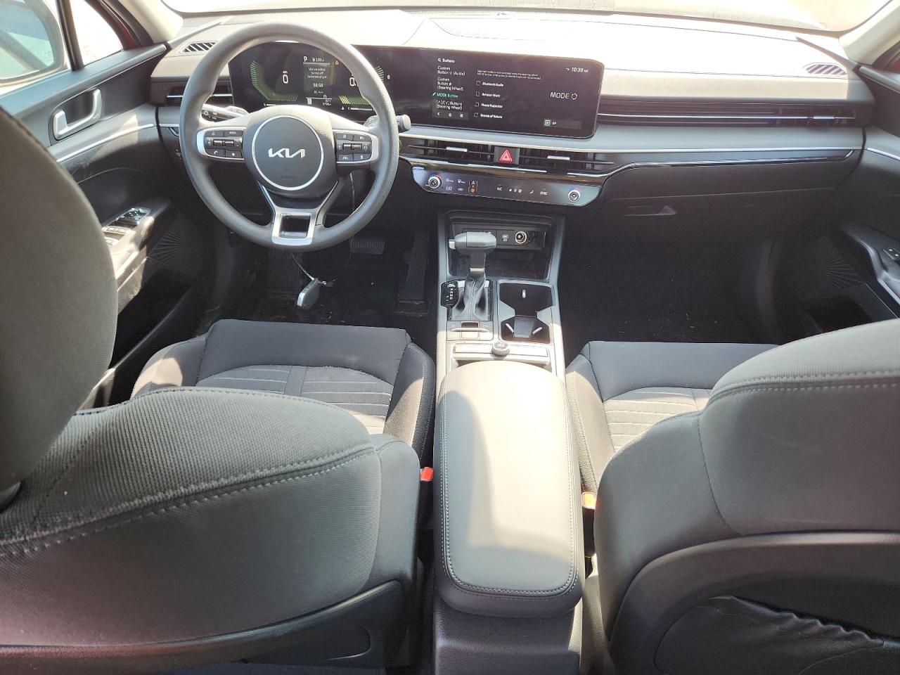 2025 Kia K5 Lxs VIN: KNAG24J72S5299148 Lot: 70889115