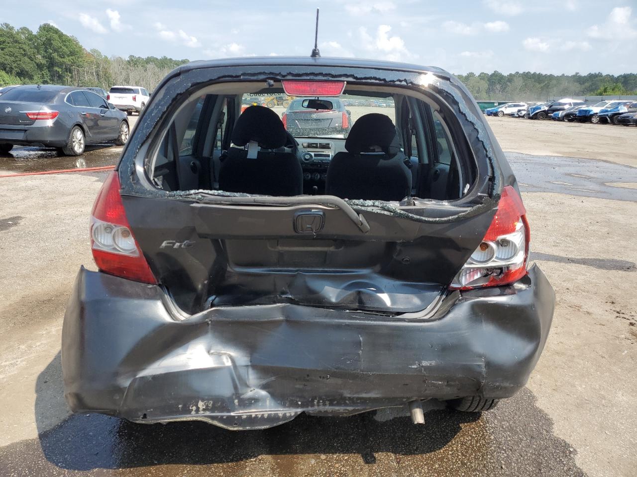 2008 Honda Fit VIN: JHMGD37418S012945 Lot: 69379805