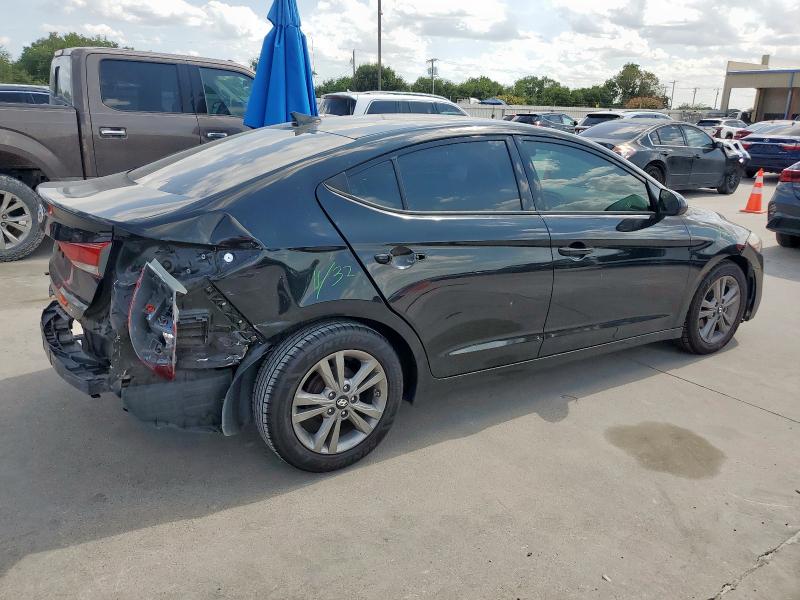  HYUNDAI ELANTRA 2017 Черный