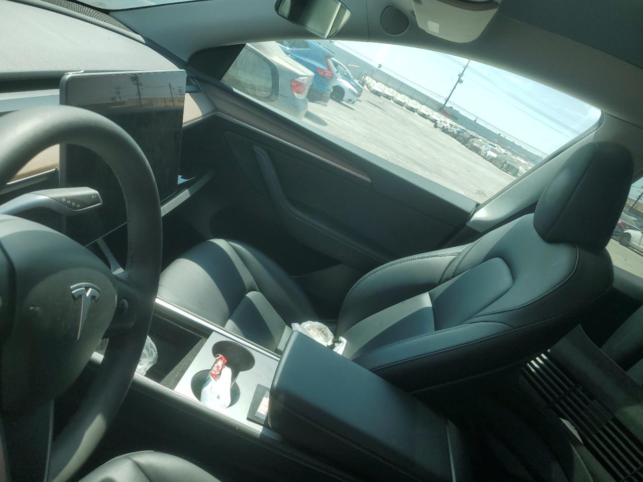 2024 Tesla Model Y VIN: 7SAYGAEE9RF058537 Lot: 63382555