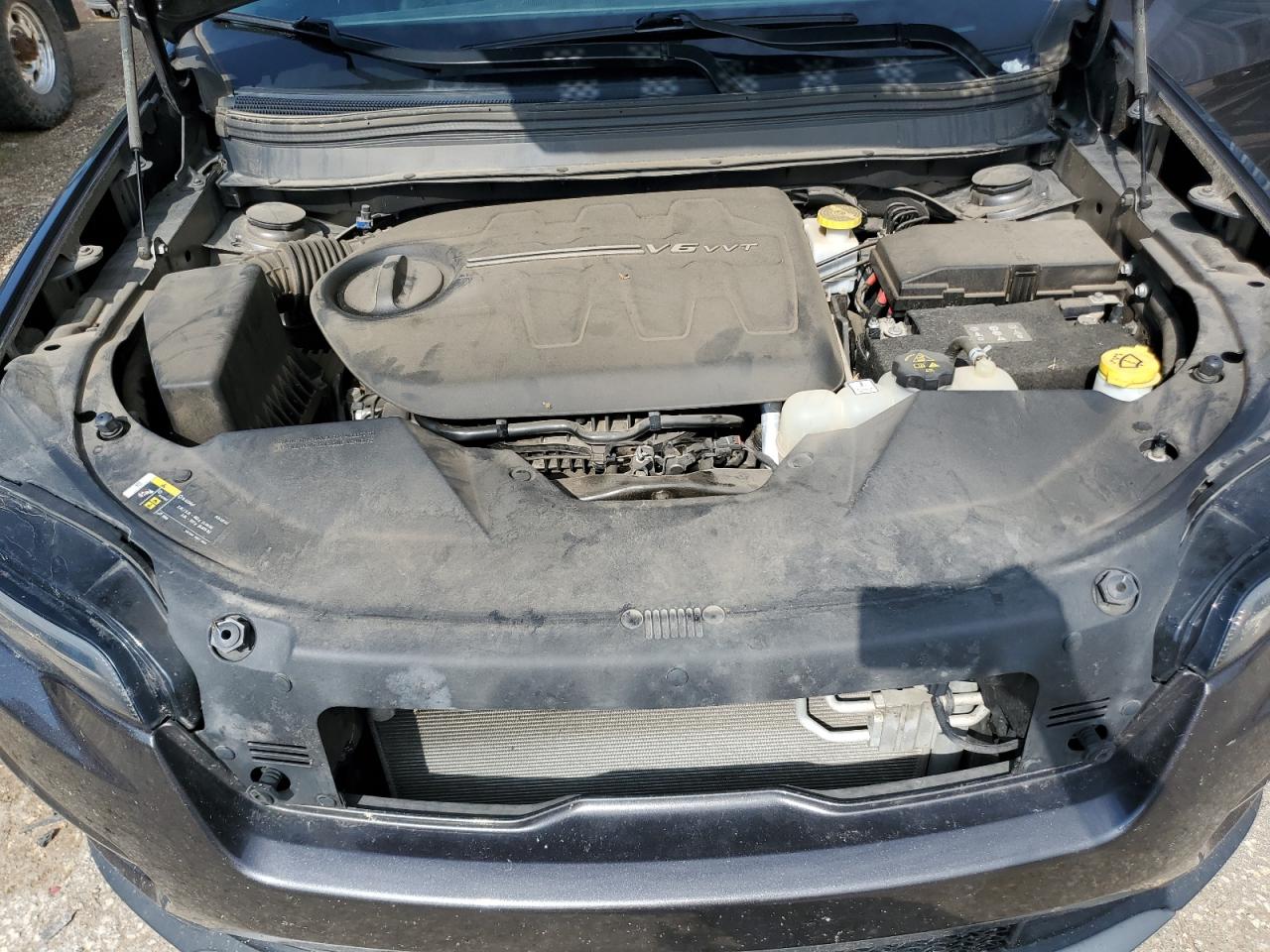 2019 Jeep Cherokee Limited VIN: 1C4PJMDX3KD421717 Lot: 69289105