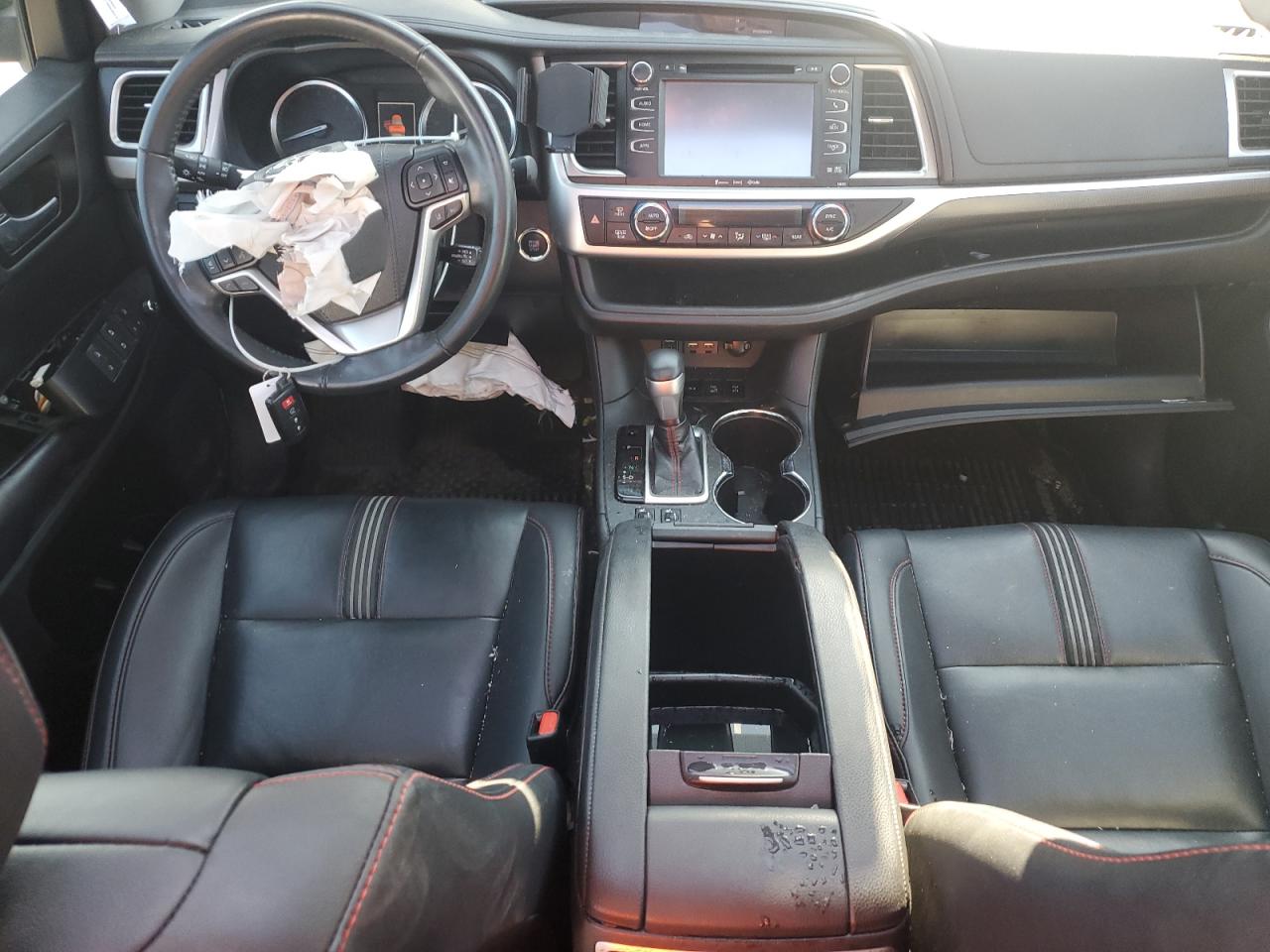 2019 Toyota Highlander Se VIN: 5TDJZRFH3KS629408 Lot: 67240335