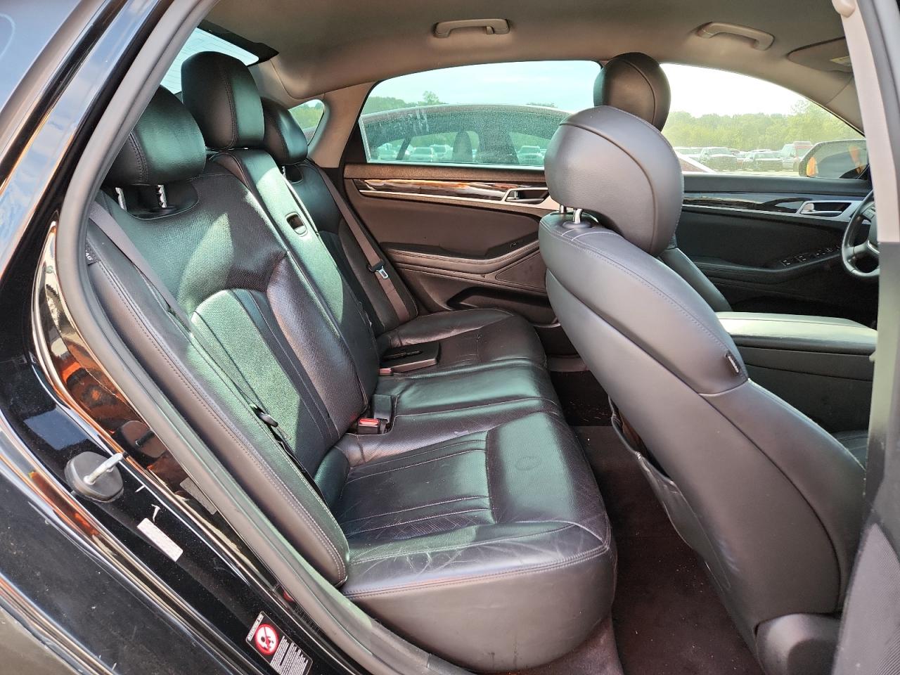 2016 Hyundai Genesis 3.8L VIN: KMHGN4JE1GU130398 Lot: 70346265