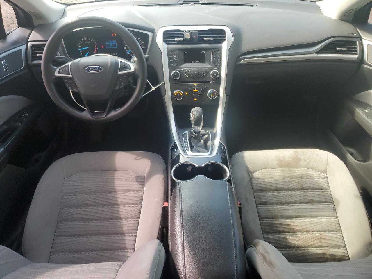 2016 Ford Fusion S VIN: 3FA6P0G74GR193939 Lot: 69732655