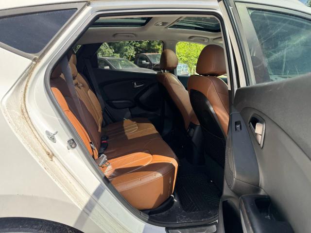Parquets HYUNDAI TUCSON 2014 Biały