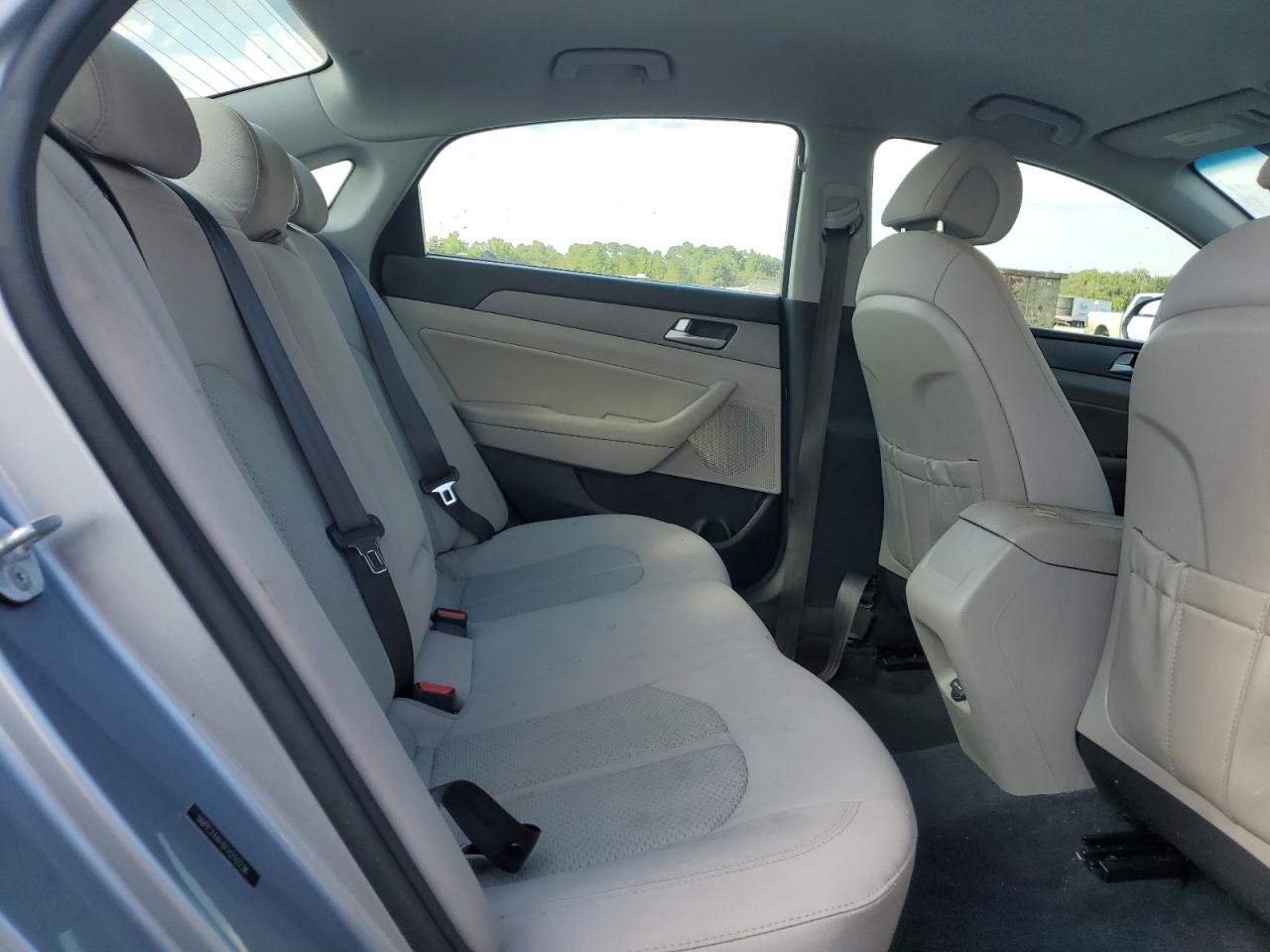 2015 Hyundai Sonata Se VIN: 5NPE24AF6FH210236 Lot: 70693585